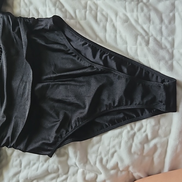 Black lace bodysuit - Picture 5 of 5